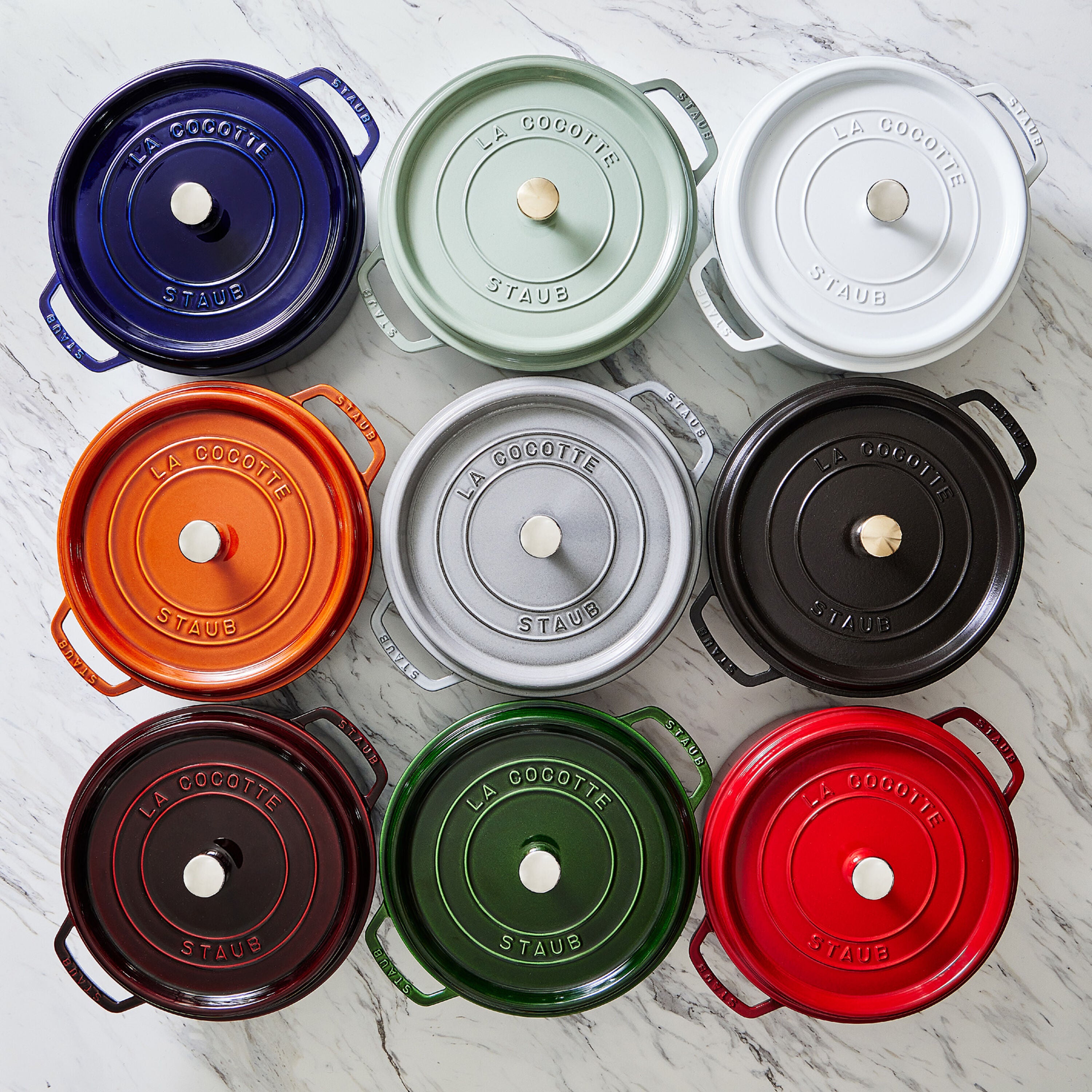Staub La Cocotte 24 cm Cherry litoželezna kozica s pokrovom